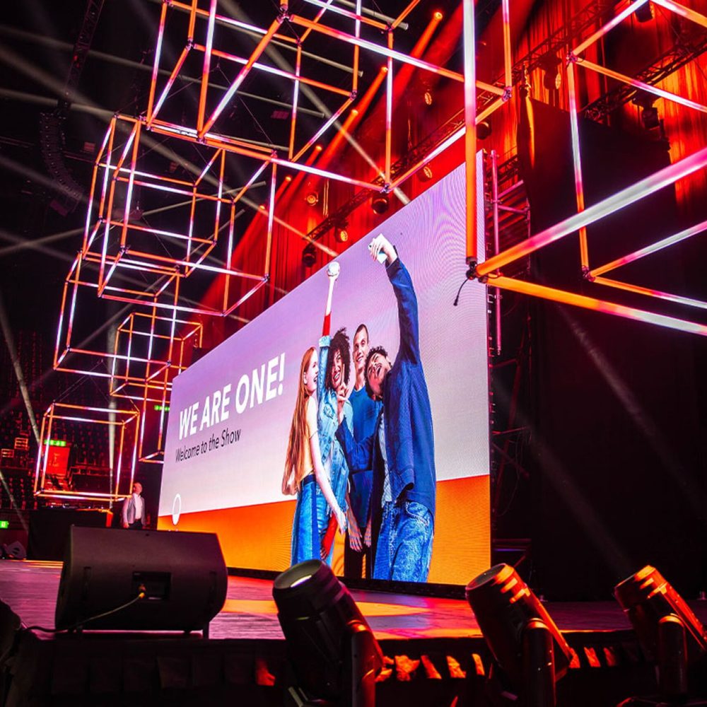 sunrise_we_are_one_event_35-low.jpg__1500x1000.0_q85_HIGH_RESOLUTION_crop-smart_subsampling-2_upscale@2x