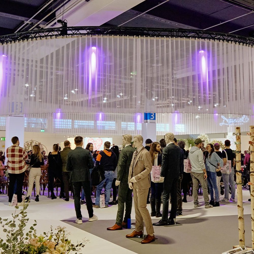 swiss-wedding-world-winkler1.jpg__1500x1000.0_q85_HIGH_RESOLUTION_crop-smart_subsampling-2_upscale