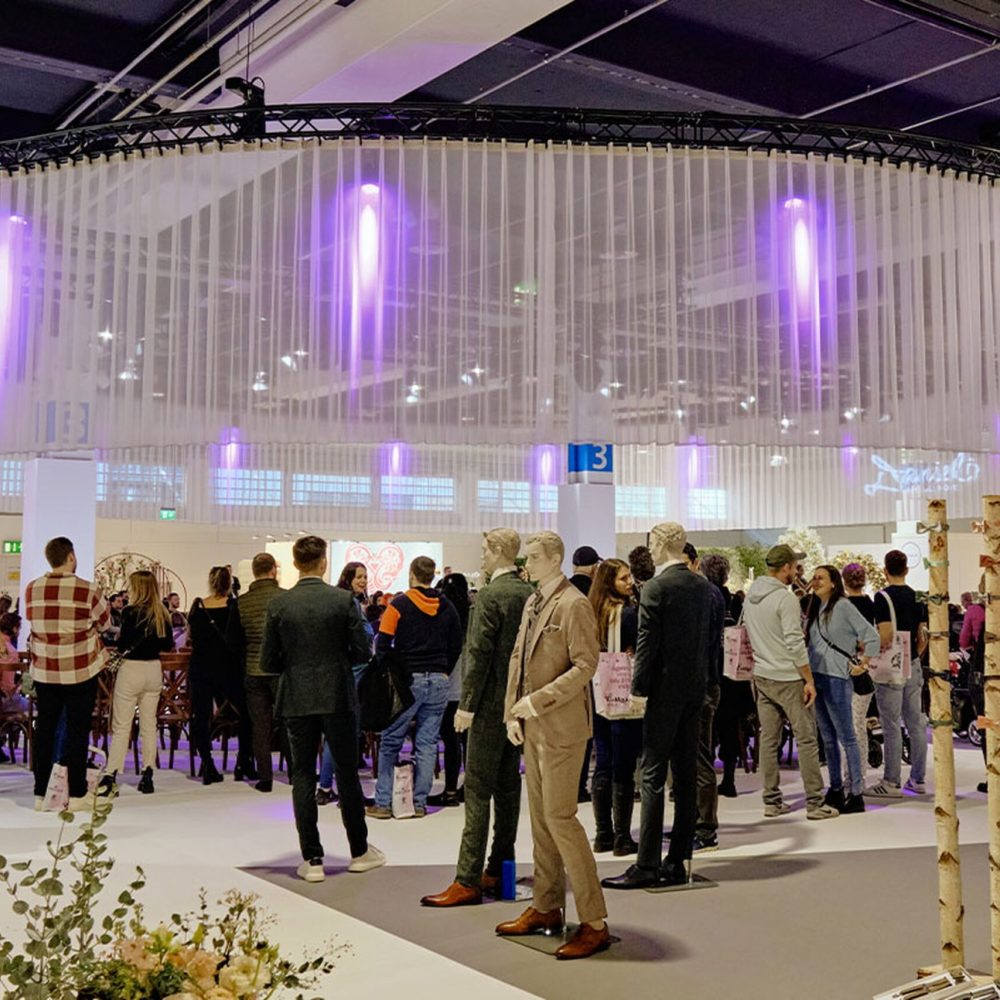 swiss-wedding-world-winkler1.jpg__1500x1000.0_q85_HIGH_RESOLUTION_crop-smart_subsampling-2_upscale@2x